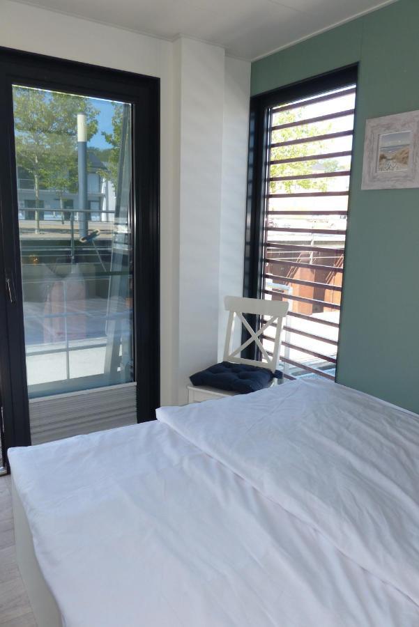 Hausboote Und Ferienhaeuser Marina Muecheln Mucheln Exteriér fotografie